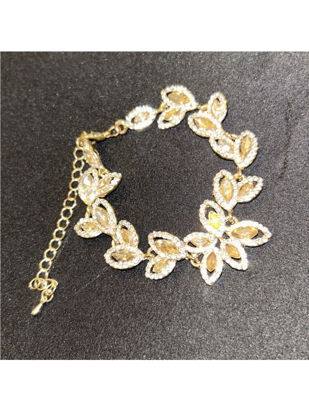 Vintage Gold and Clear Crystal Leaf Link Bracelet